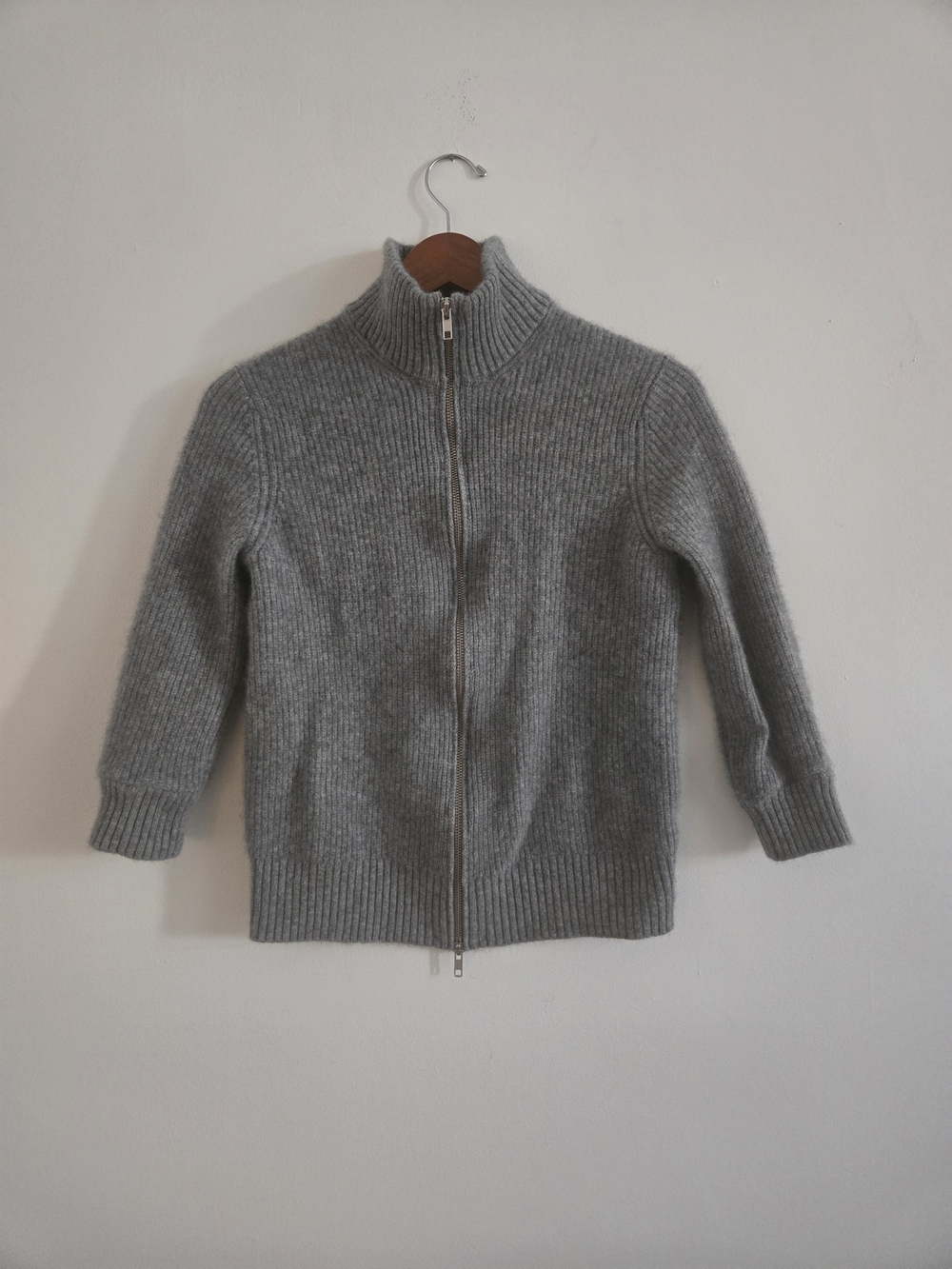 Quince Mongolian Cashmere Gray Zip-Up Sweater